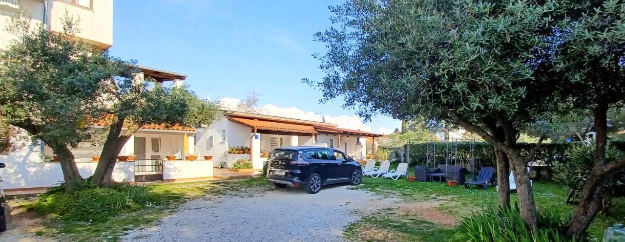 Studio Dorjan Rovinj Exterior foto